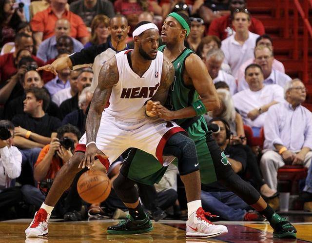 这位热爱摔 这位热爱摔