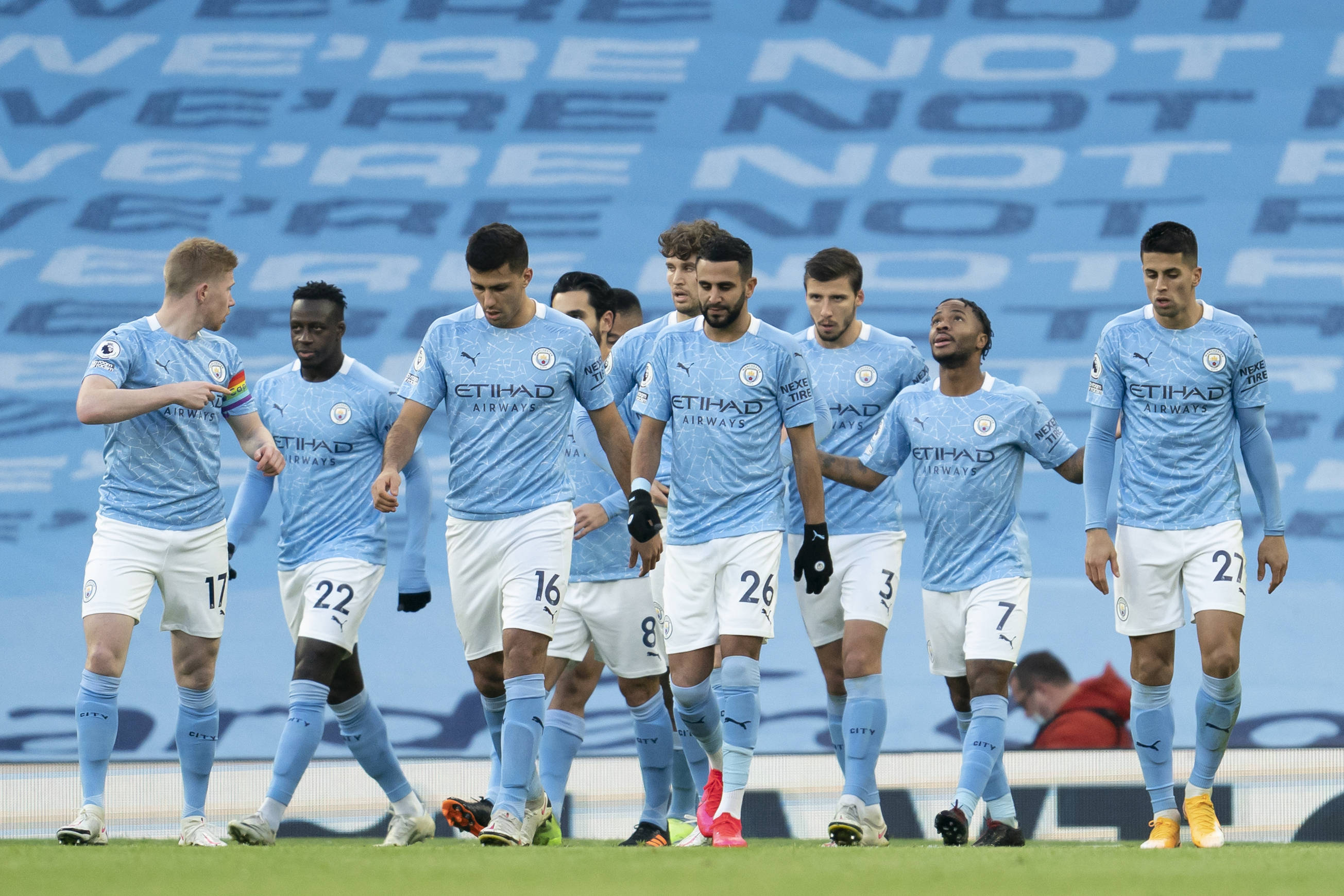 绿军通过高 绿军通过高